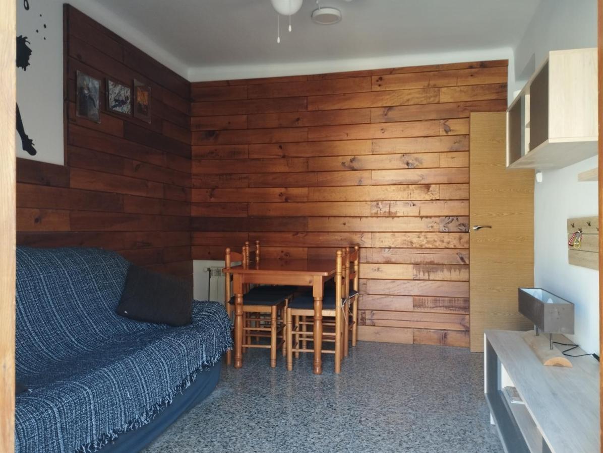 Alquiler En Importante Zona De Escalada !! Apartment Camarasa Bagian luar foto