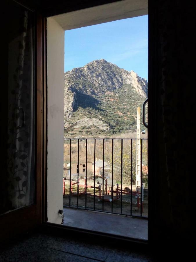Alquiler En Importante Zona De Escalada !! Apartment Camarasa Bagian luar foto